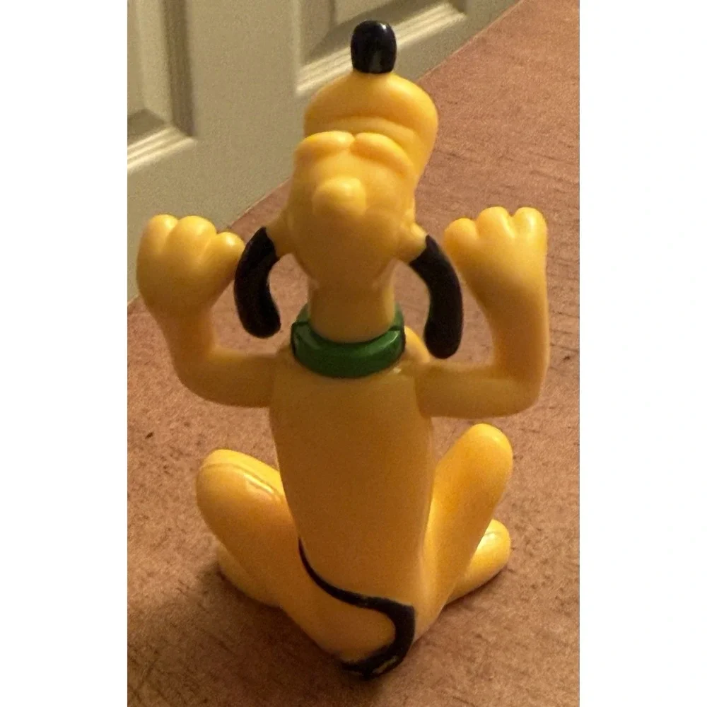 Vintage Pluto Yellow Dog Disney Mickey Mouse Clubhouse 2.7